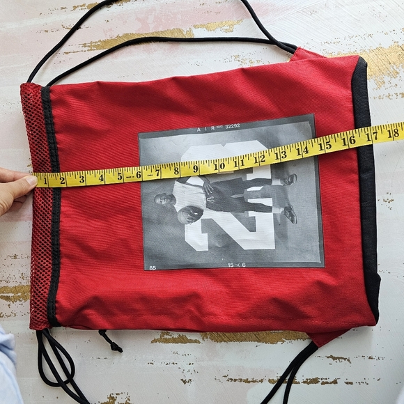 🔥 Vintage Air Jordan Drawstring Bag – Red/Black – Michael Jordan #23 Graphic – - Picture 15 of 16